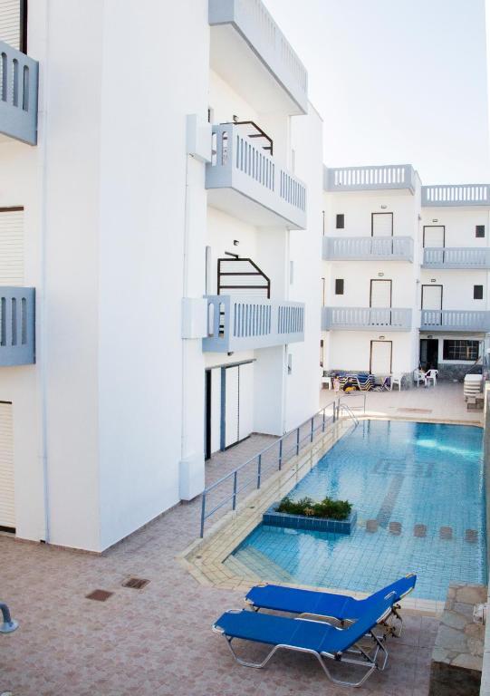 Popi Hotel Apartments Agia Marina  Exterior photo